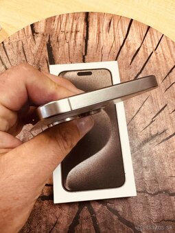 iphone 15 Pro max 256 natural batéria 90% top stav - 3