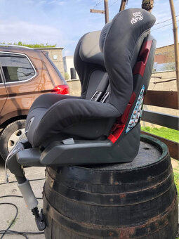 BRITAX ROMER SAFEFIX Autosedačka s Isofixom - 3