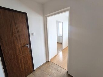 1 izbový byt na PREDAJ - KOMÁRNO  ksk-1520 - 3