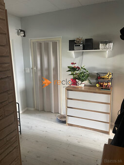 Prakticky riešený 2-izbový byt s extra miestnosťou - 3