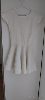 Dievčenské  šaty - 3