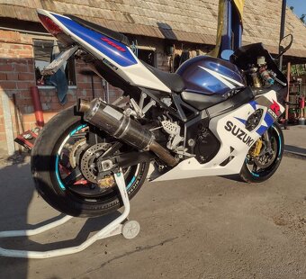 SUZUKI GSX-R 750 - 3