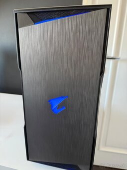 Herný počítač AORUS - 3