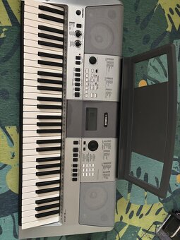 Keyboard yamaha PSR E413 - 3