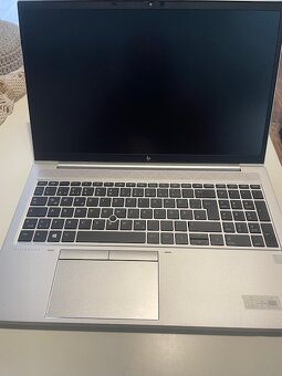 Paradny HP EliteBook 855 G8 i7 TOP STAV - 3