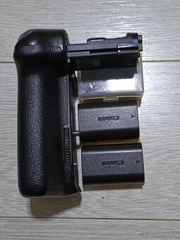 Canon EOS 6 D + ; BATERY GRIP + objektívy+blesk - 3
