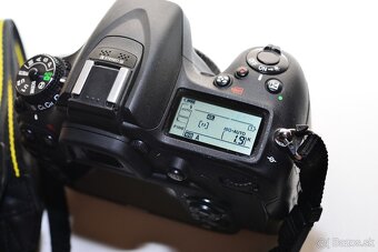 Nikon D7100 + příslušenstv - 3