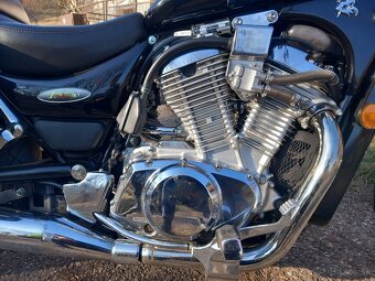 Suzuki intruder 600 - 3