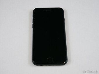 iPhone SE 2 čierny, 64GB - 3