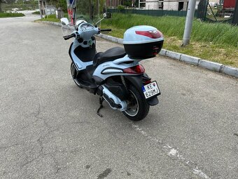 Piaggio Beverly 500 - 3