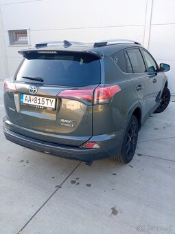 Toyota RAV4 Hybrid 2,5 145 Kw CVT 4x4 2018 s DPH - 3
