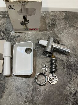Mlynček na mäso Bosch MUZ4FW3 pre kuchynské roboty - 3