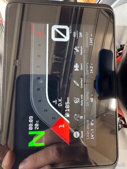 KTM 1390 Super Duke R EVO - zánovná iba 1.345 km - 3