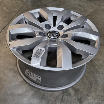 Hliníkové Volkswagen disky 5x120 R17 8J ET49 - 3