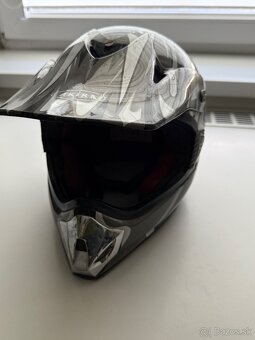 Prilba na motorku - 3