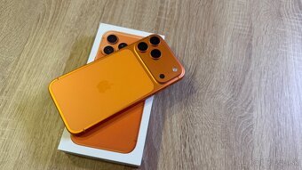 Vymenim novy iPhone 17 Pro Max farba Orange + obal, sklo - 3