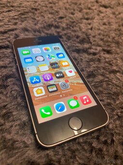 iPhone SE - 3