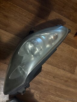 Predné svetlá Opel Corsa D 2008 - 3