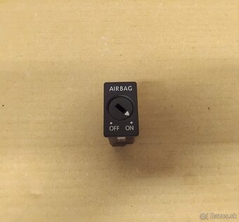spínač deaktivácie airbagu spolujazdca - 3