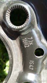 Predám plechové disky 7J X 16H2 IS 47 - 3