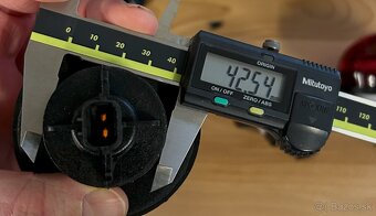 Land Rover 90, 110, Defender svetlá - 3