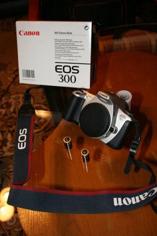 Canon EOS 300 - 3