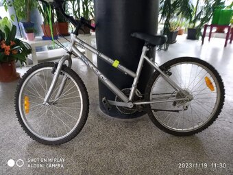 Detsky bicykel a dva panske - 3