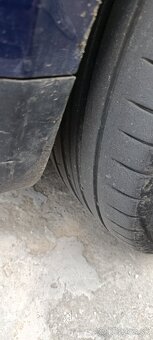 letné pneumatiky 215/60 r16 originál škoda - 3