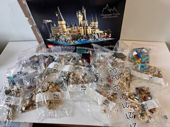LEGO® Harry Potter 76419 Rokfortský hrad a okolie - 3