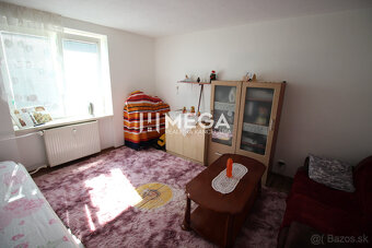 🏠 Na predaj: Zrekonštruovaný 3-izbový byt v centre Sniny - 3