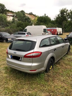 Rozpredam Ford mondeo mk4 combi - 3