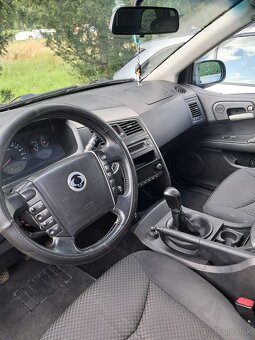 Ssang Yong Kyron - 3