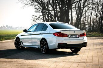BMW rad 5 530i A/T performance - 3