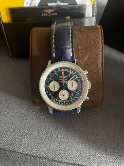 Breitling Navitimer 01 (AB0120 / BB01) - 3