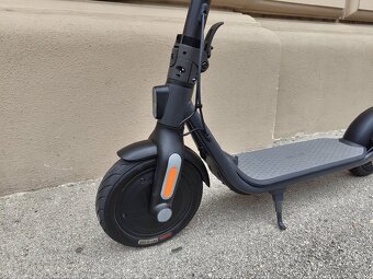 Segway Ninebot F25 Elektrická kolobežka - 3