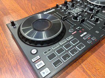 Numark Mixtrack Platinum FX - 3