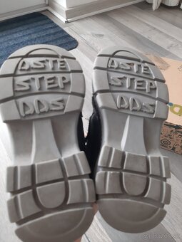 Zimne kozene topanky zn. DD Step v. 28 - 3