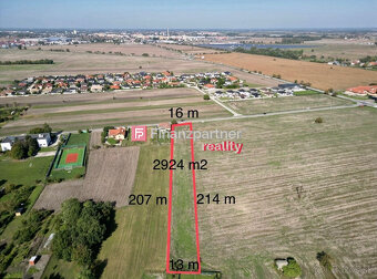 Na predaj stavebný pozemok o rozlohe 2924 m² - 3