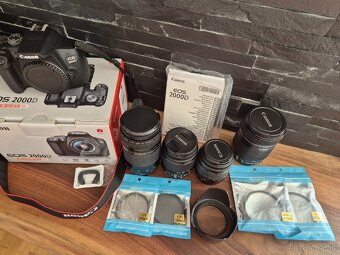 Fotoaparát Canon s príslušenstvom - 3