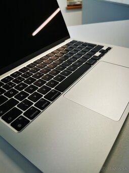 Macbook Air 13 M2 8GB / 2022 / 256GB SSD - 3