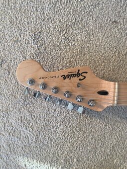 Fender Squier Stratocaster - 3