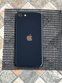 iPhone SE 2022 SE3 - 3