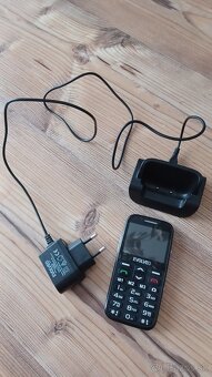 Evolveo telefón - 3