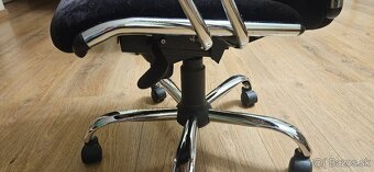 Predám stoličky 3 ks - 3