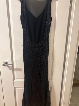 Šaty flutrované čierne - 3