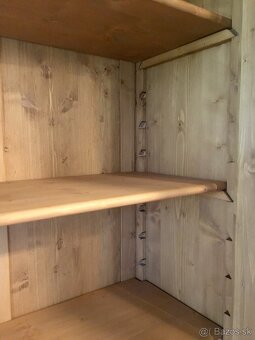 Príborník a vešiaková stena - masív - 3