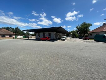 Komerčný objekt v centre Moldavy nad B. s pozemkom 1 808 m2 - 3