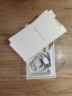 Iphone se 2020 64gb sklo+kryt - 3