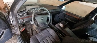 Mercedes W124 300d - 3