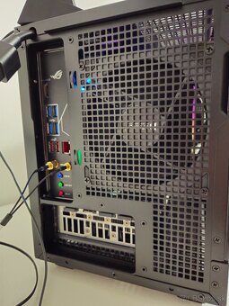 ITX/5700X/32GB/4060Ti/M.2 1TB/650W - 3